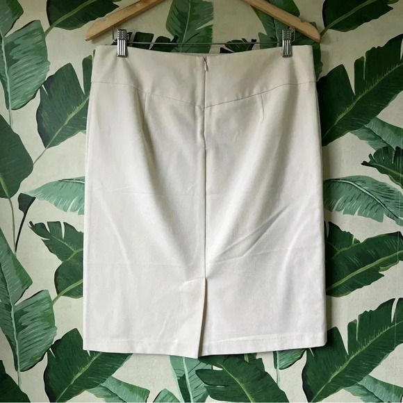 United Colors of Benetton Cream Pencil Skirt Size 8 - Picture 2 of 4